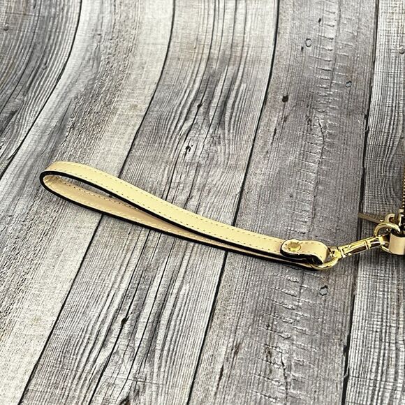 Michael Kors Wallet Jet Set Medium Brown Gold Zip Around Wallet MK Monogram - Picture 7 of 9